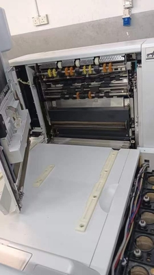 КИТАЙ Fuji Frontier 7700 цифровой мини-лаборатории с 4 бумажных журналов и один компьютер отремонтирован поставщик