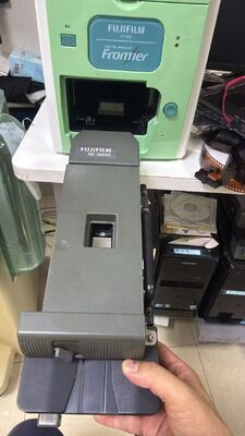 Fujifilm SP-500 Сканер для пленки, автономный, с держателем для слайдов MFC10AR, полный комплект, профессиональный сканер для оцифровки 35-мм слайдов и фотопленки поставщик