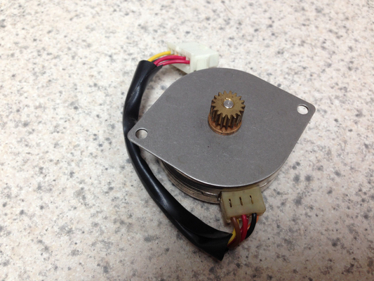118G311003 Motor Fuji OEM New Minilab Part поставщик