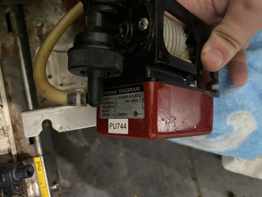 Фудзи 330 340 35 370 насос 133H0291D/133H0291 replenisher 355 minilab использовал поставщик